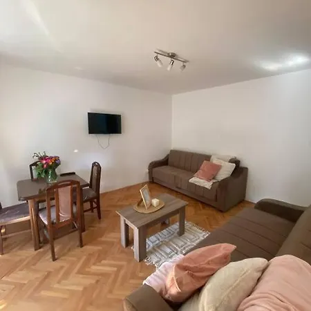 Lovely Apartment *