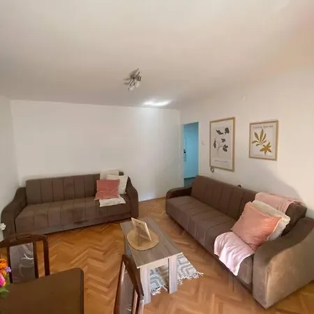 Apartment Lovely *